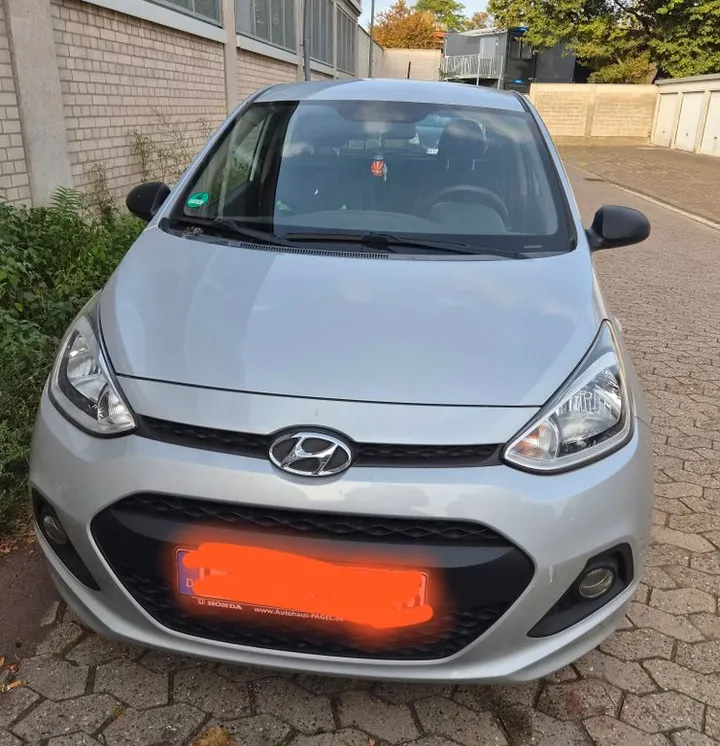 Hyundai i10