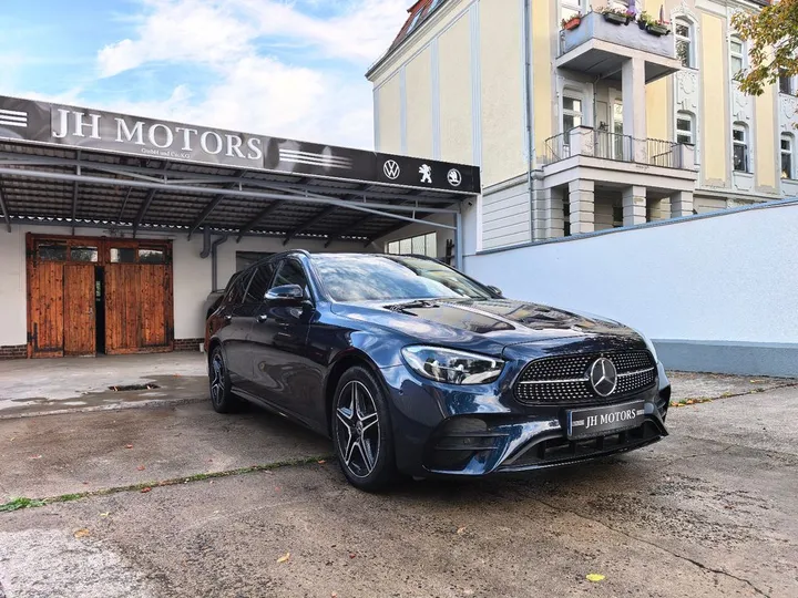 Mercedes-Benz E 300