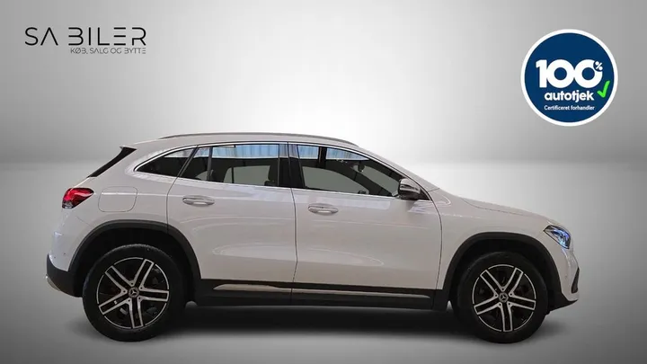 Mercedes-Benz GLA 250