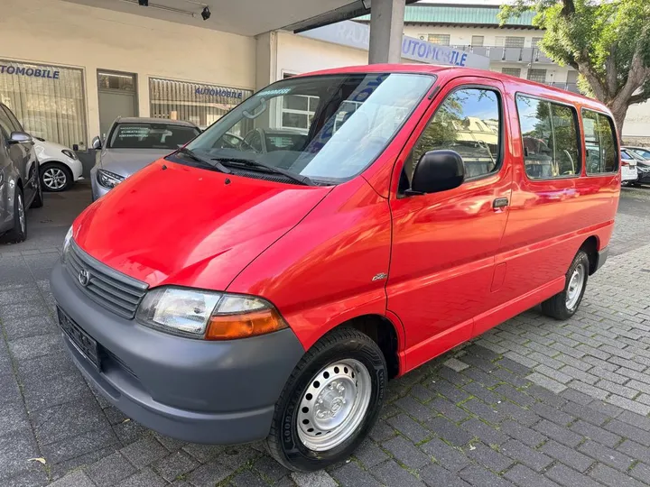 Toyota Hiace
