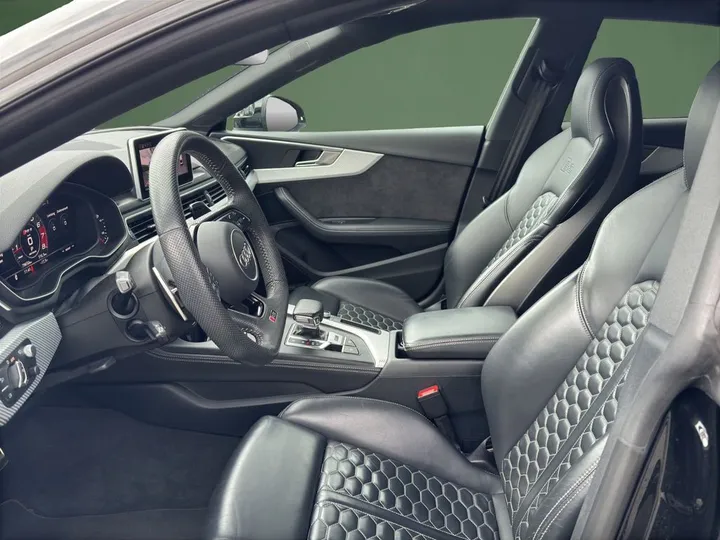 Audi RS5