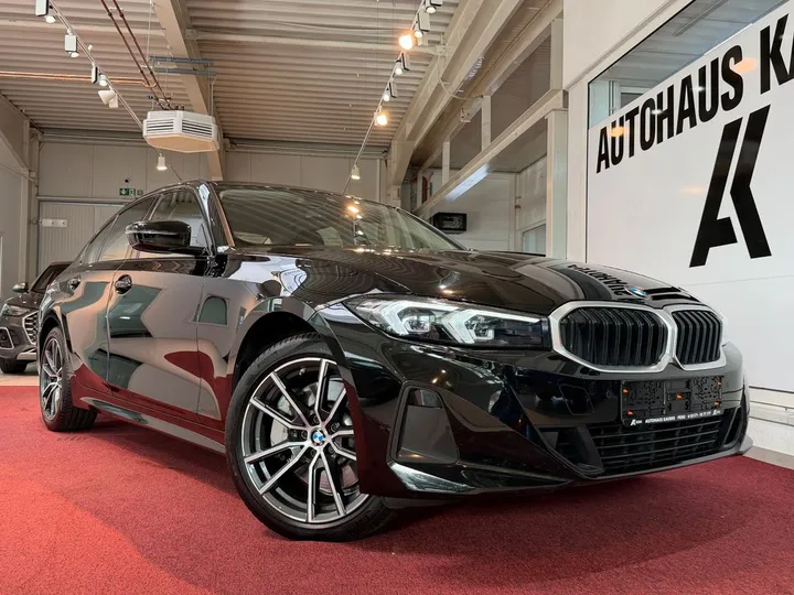 BMW 330