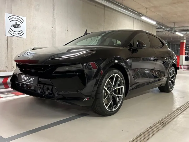 Lotus Eletre