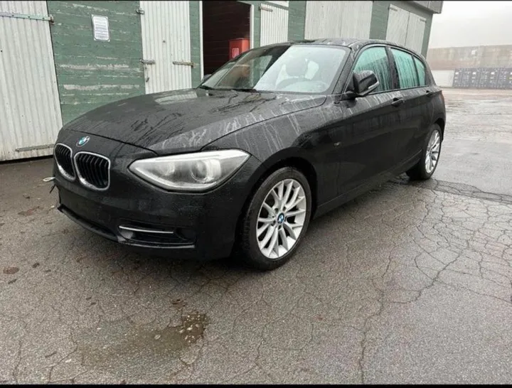 BMW 120