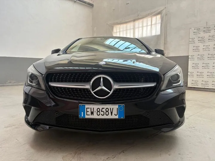 Mercedes-Benz CLA 200