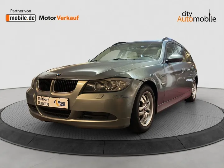 BMW 320