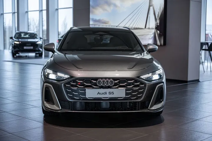 Audi S5