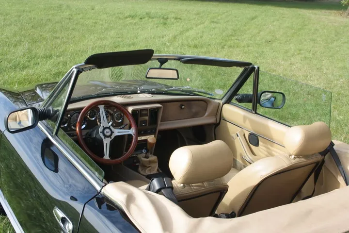 Fiat 124 Spider