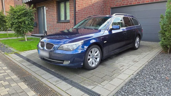 BMW 530
