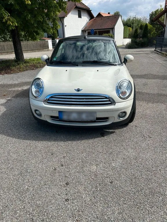 MINI Cooper Cabrio