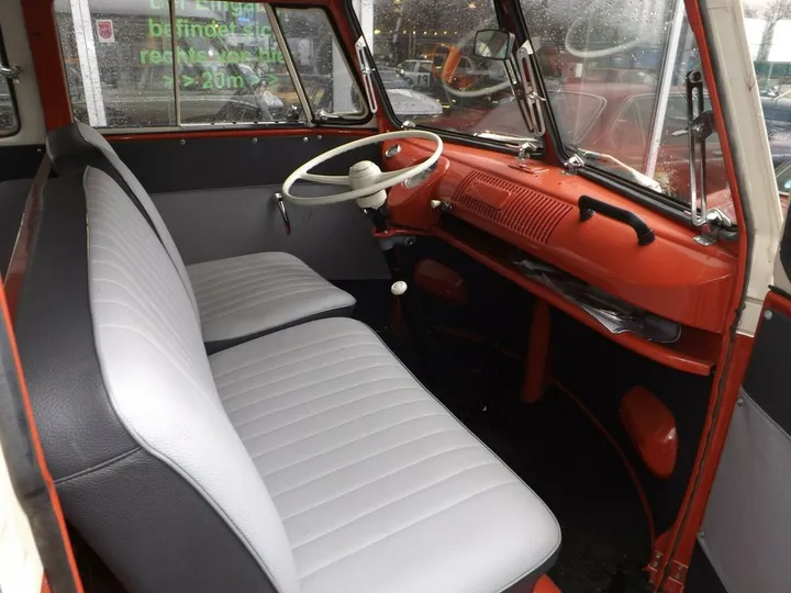 Volkswagen T1