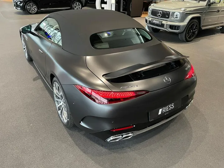 Mercedes-Benz SL 63 AMG