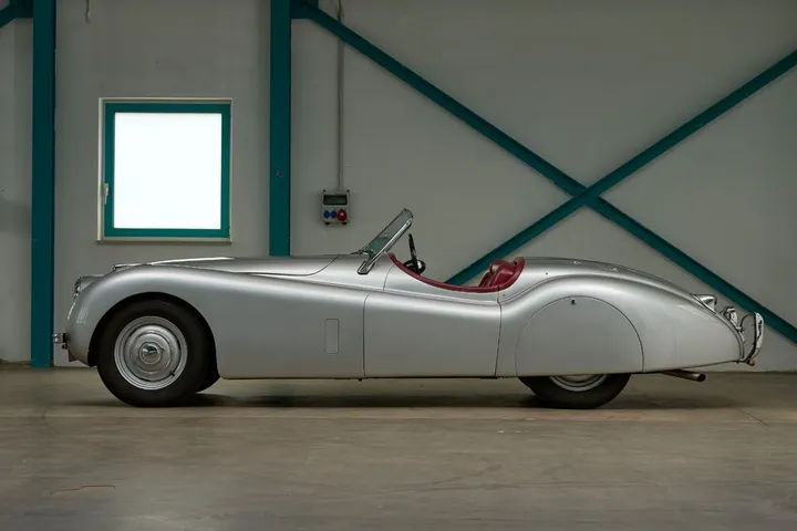 Jaguar XK