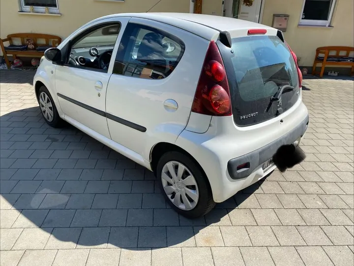 Peugeot 107