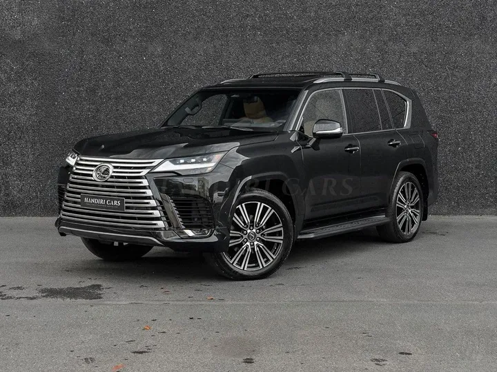 Lexus LX 700