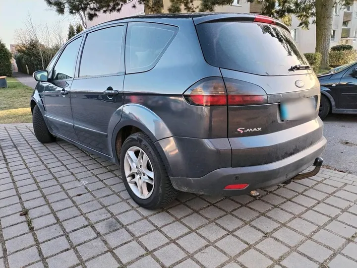 Ford S-Max