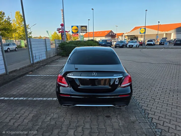 Mercedes-Benz E 43 AMG