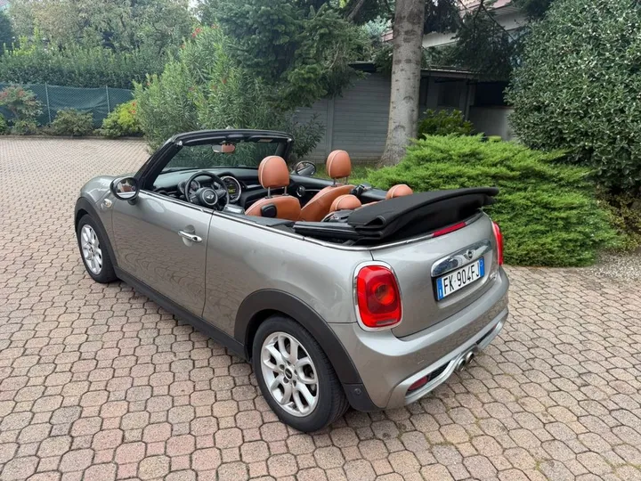 MINI Cooper SD Cabrio
