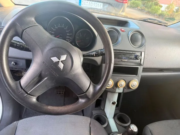 Mitsubishi Colt