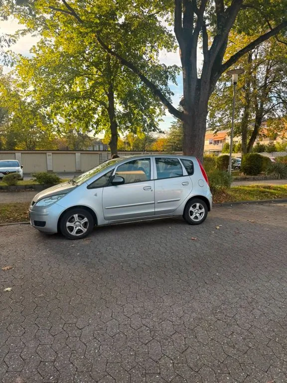 Mitsubishi Colt