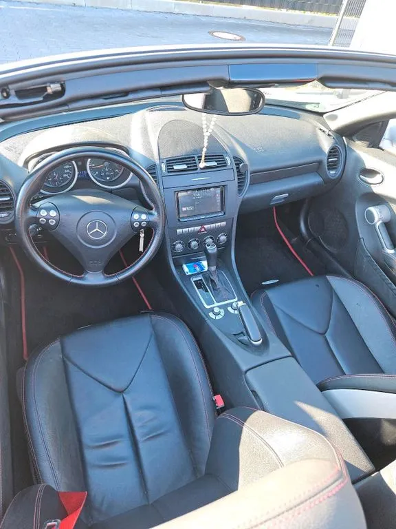 Mercedes-Benz SLK 200