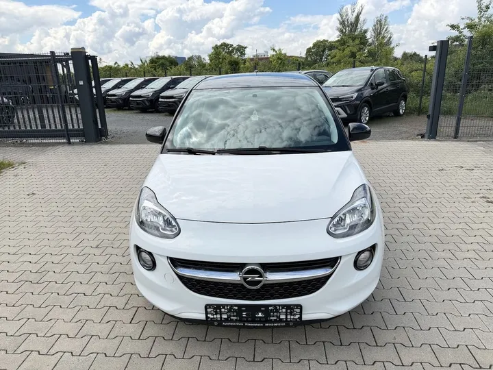 Opel Adam