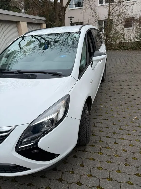 Opel Zafira Tourer