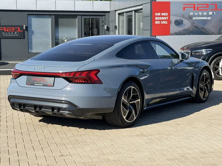 Audi e-tron GT