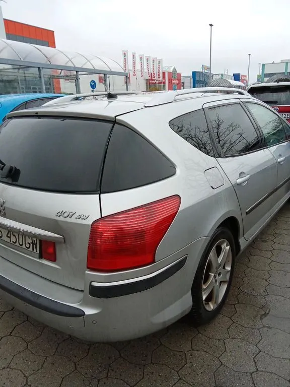 Peugeot 407