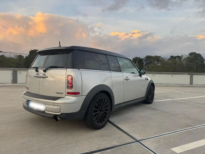 MINI Cooper Clubman