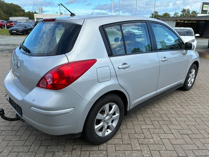 Nissan Tiida