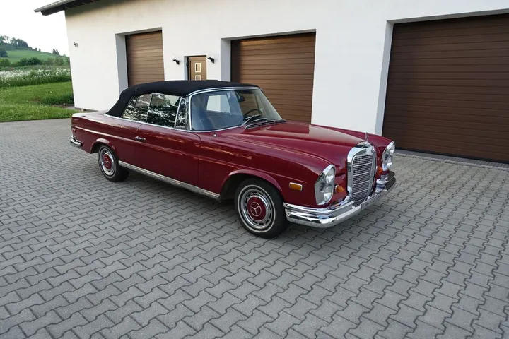 Mercedes-Benz 280