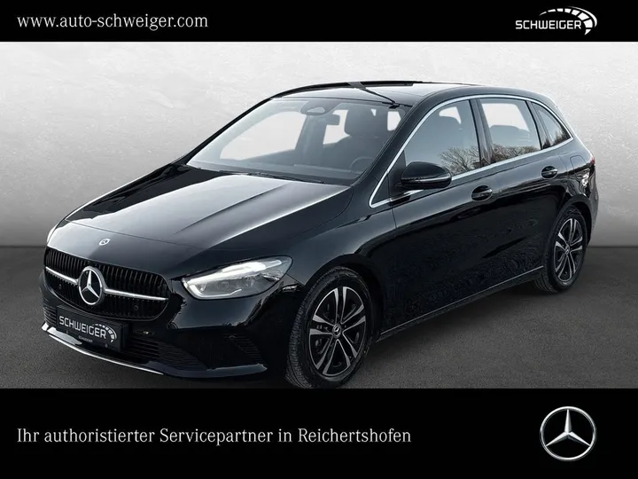 Mercedes-Benz B 180