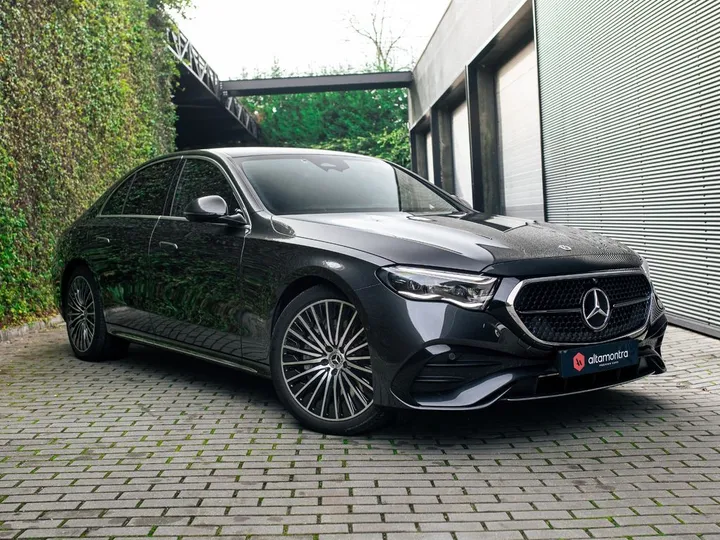 Mercedes-Benz E 200