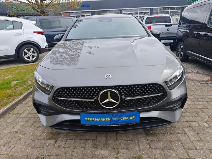Mercedes-Benz A 180