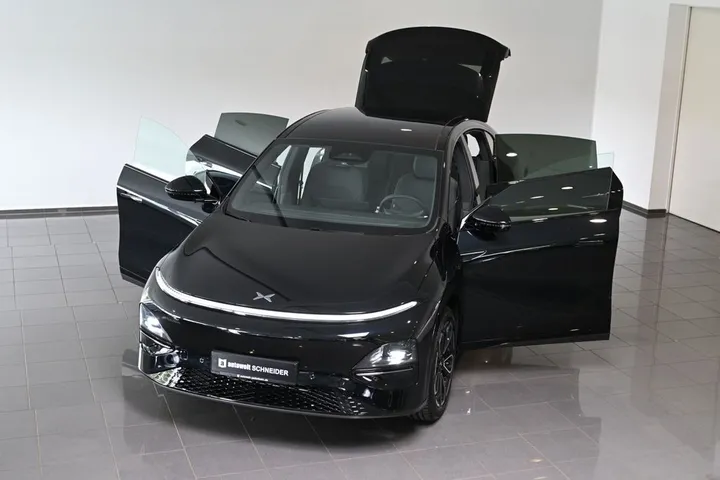 XPENG G6