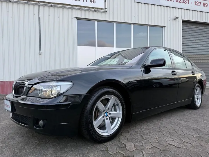 BMW 730