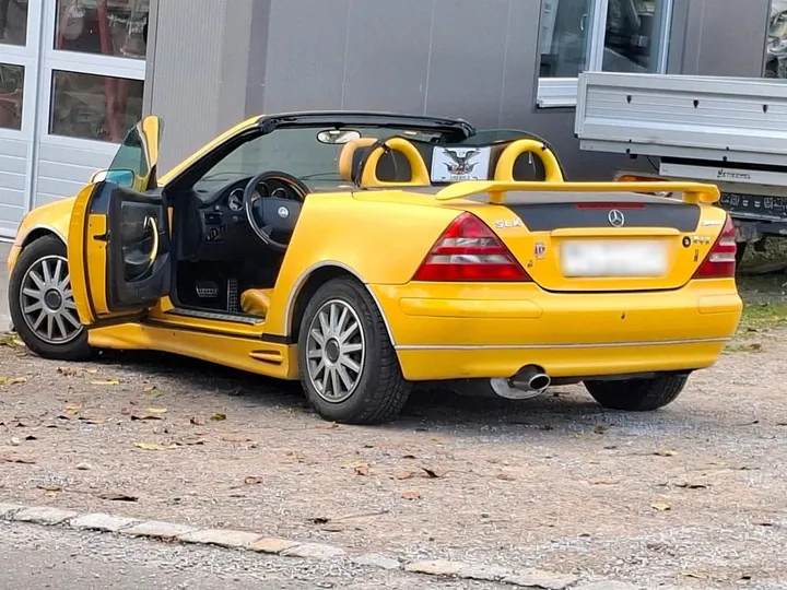 Mercedes-Benz SLK 200