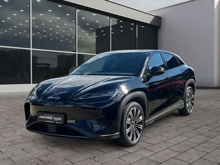 BYD SEALION 7