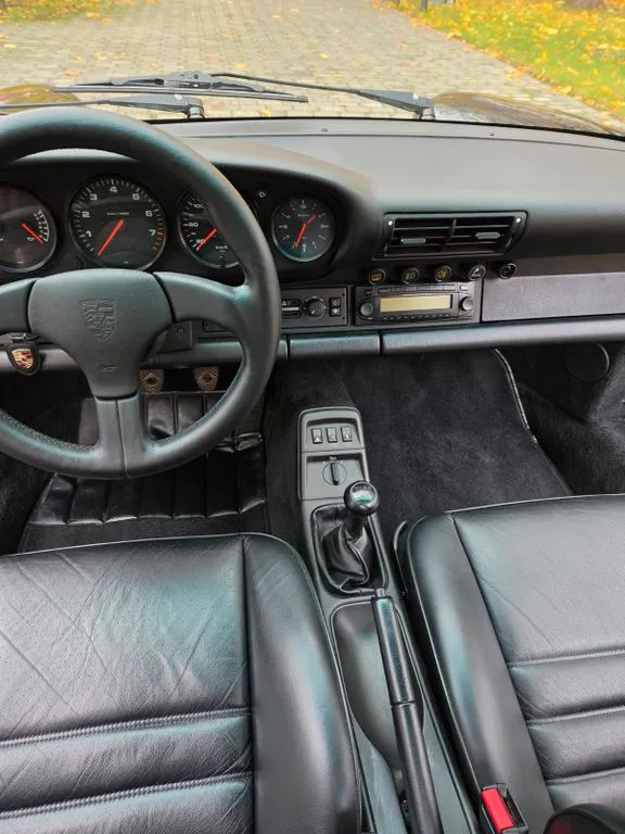 Porsche 964