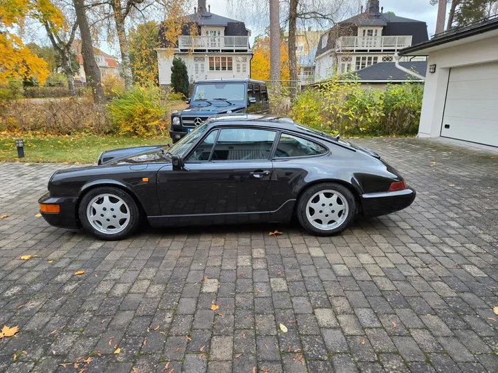 Porsche 964