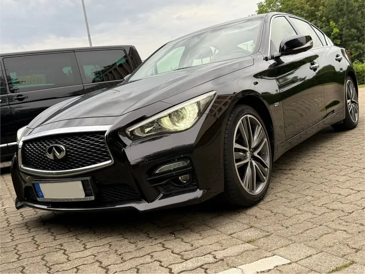 Infiniti Q50