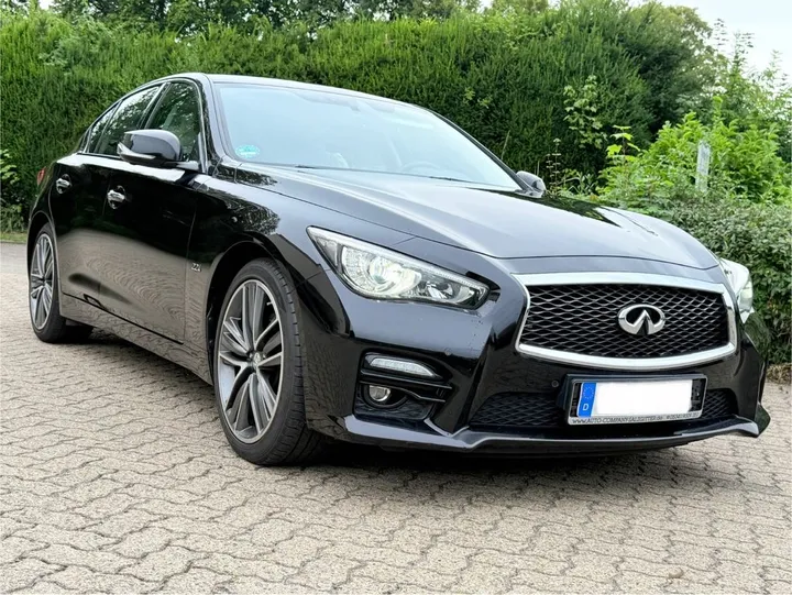 Infiniti Q50