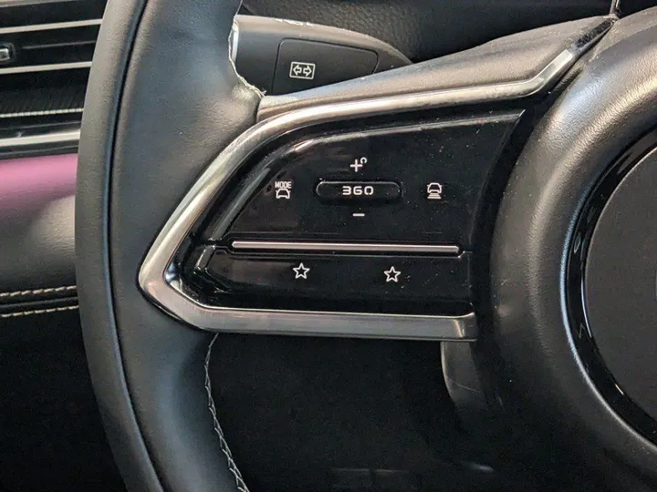 Mazda 6e