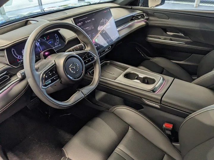 Mazda 6e