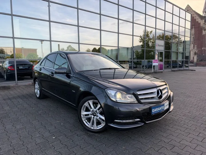 Mercedes-Benz C 220