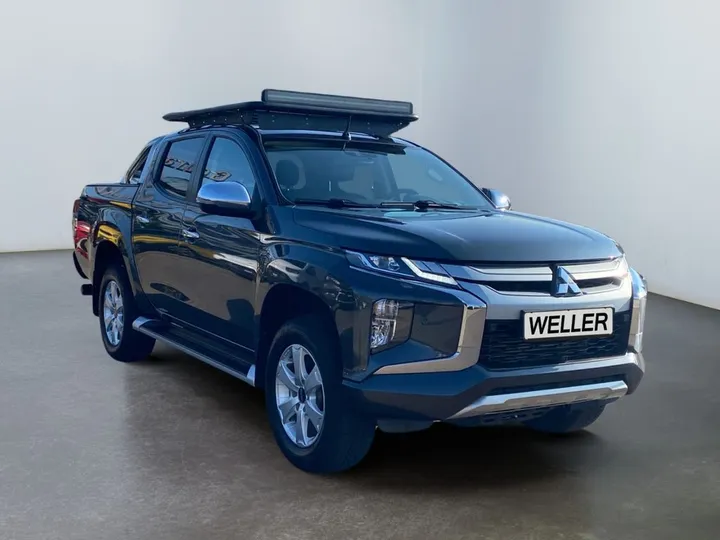 Mitsubishi L200