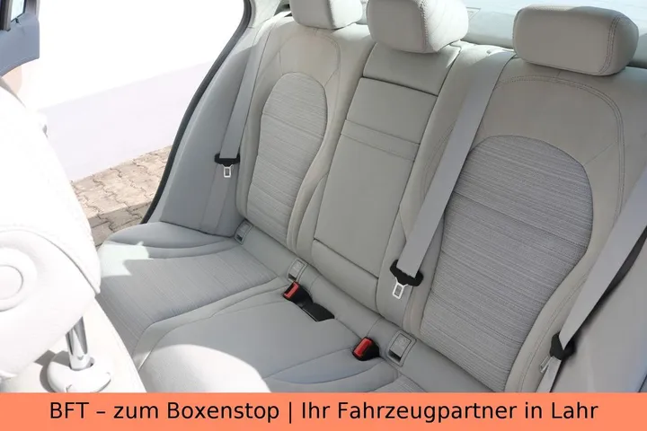 Mercedes-Benz C 180