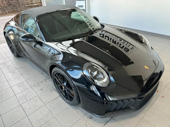 Porsche 992