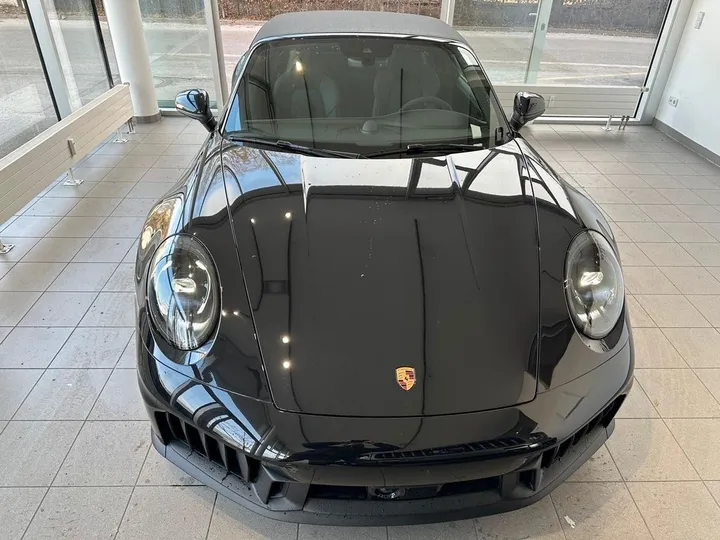 Porsche 992